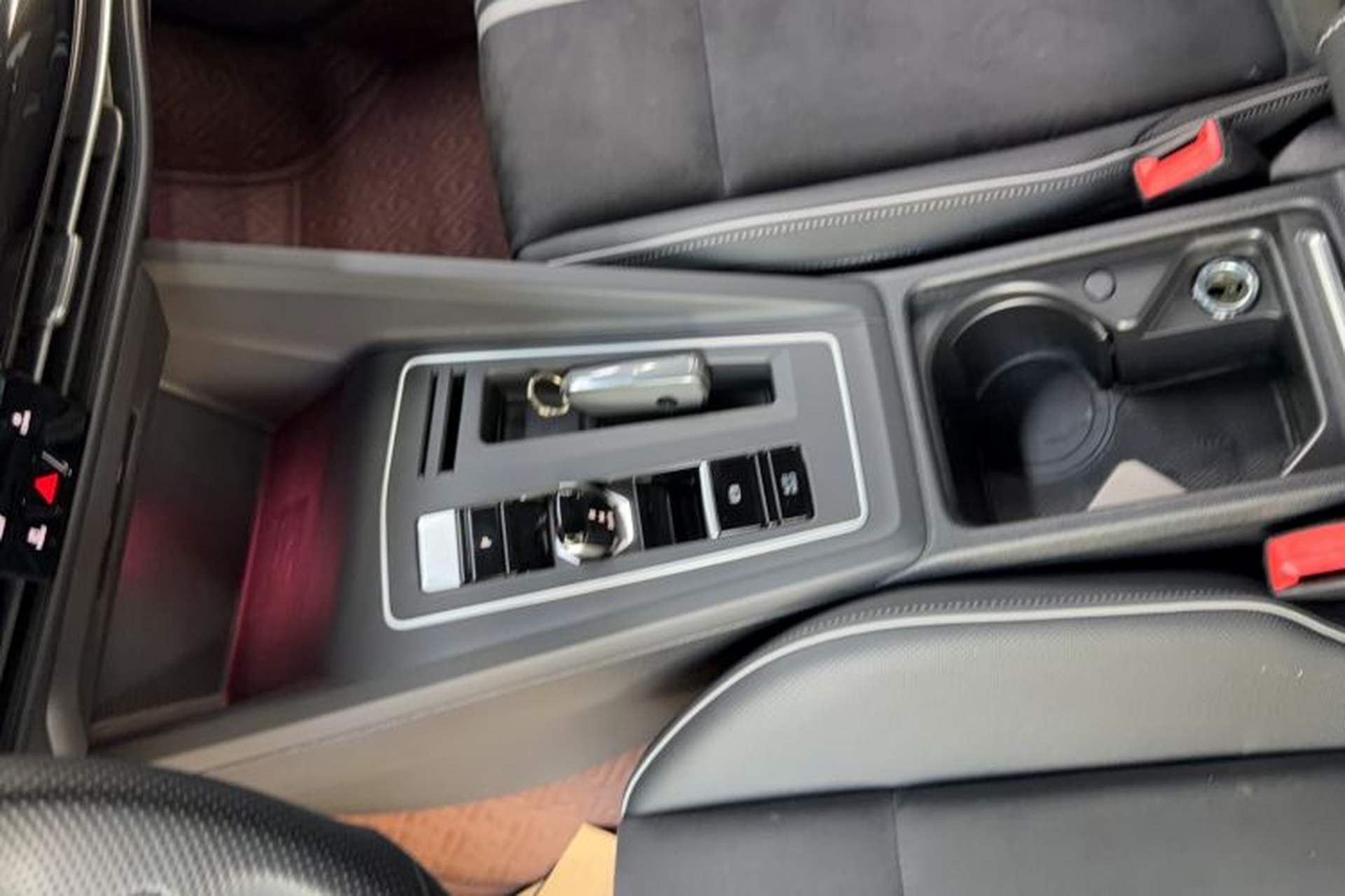 Used Volkswagen Golf 2021 280TSI DSG R-Line Interior 4