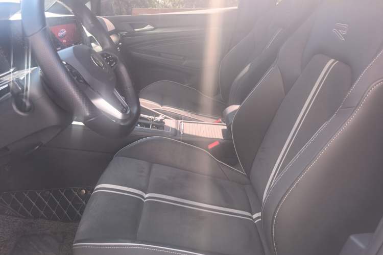 Used Volkswagen Golf 2021 280TSI DSG R-Line Left Front Seat