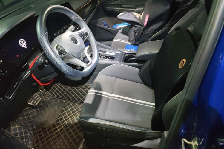 Used Volkswagen Golf 2021 280TSI DSG R-Line Left Front Seat