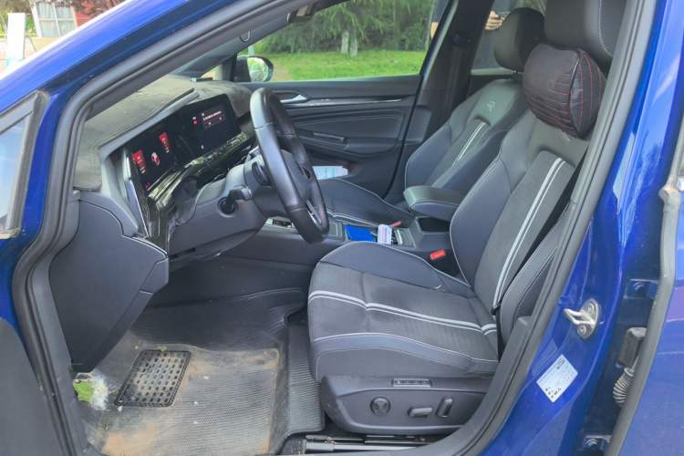 Used Volkswagen Golf 2021 280TSI DSG R-Line Left Front Seat