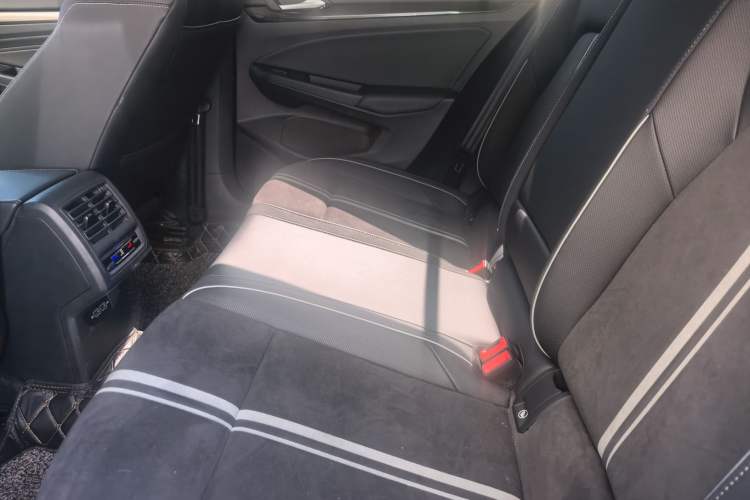 Used Volkswagen Golf 2021 280TSI DSG R-Line Left Rear Seat