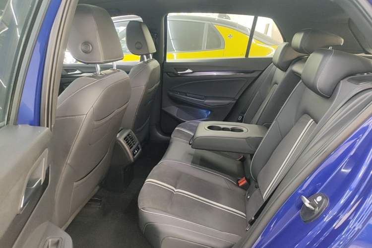 Used Volkswagen Golf 2021 280TSI DSG R-Line Left Rear Seat