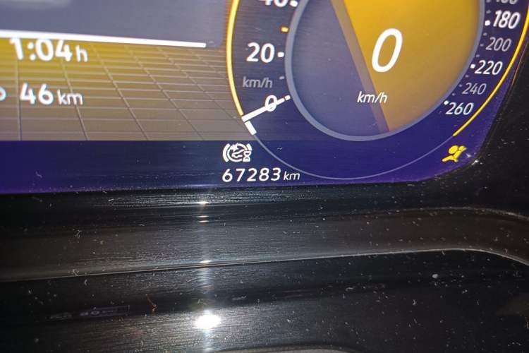 Used Volkswagen Golf 2021 280TSI DSG R-Line Odometer Close Up
