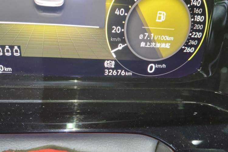 Used Volkswagen Golf 2021 280TSI DSG R-Line Odometer Close Up