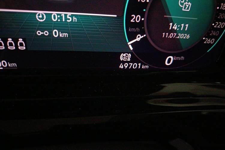 Used Volkswagen Golf 2021 280TSI DSG R-Line Odometer Close Up