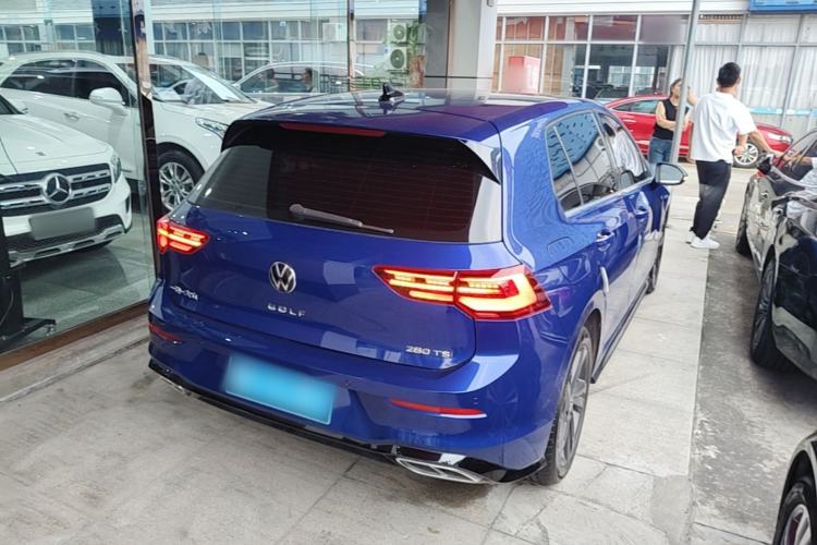Used Volkswagen Golf 2021 280TSI DSG R-Line Rear Right 45 Deg