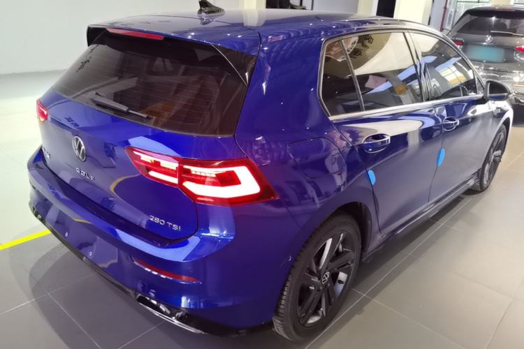 Used Volkswagen Golf 2021 280TSI DSG R-Line Rear Right 45 Deg