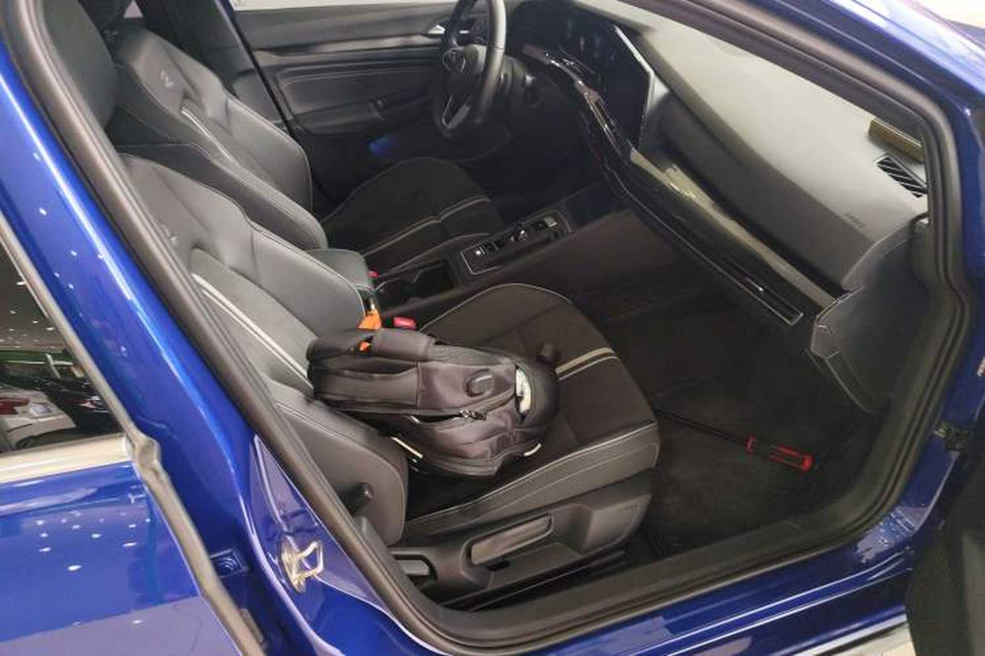 Used Volkswagen Golf 2021 280TSI DSG R-Line Right Front Seat