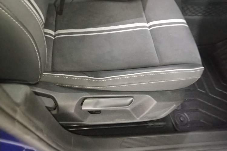 Used Volkswagen Golf 2021 280TSI DSG R-Line Right Front Seat