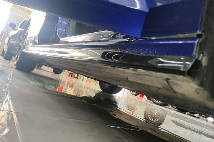 Used Volkswagen Golf 2021 280TSI DSG R-Line Right Side Sill