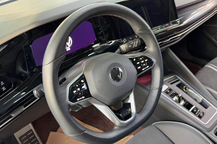 Used Volkswagen Golf 2021 280TSI DSG R-Line Steering Wheel