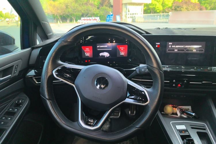 Used Volkswagen Golf 2021 280TSI DSG R-Line Steering Wheel