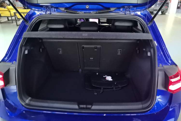 Used Volkswagen Golf 2021 280TSI DSG R-Line Trunk