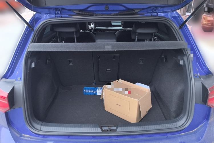Used Volkswagen Golf 2021 280TSI DSG R-Line Trunk