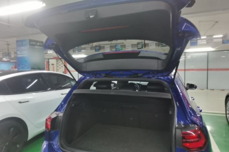 Used Volkswagen Golf 2021 280TSI DSG 30th Anniversary Edition Trunk