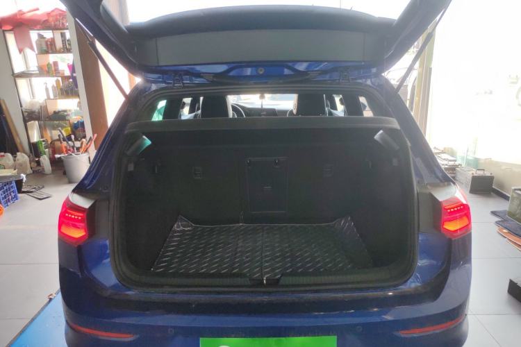 Used Volkswagen Golf 2021 280TSI DSG R-Line Trunk