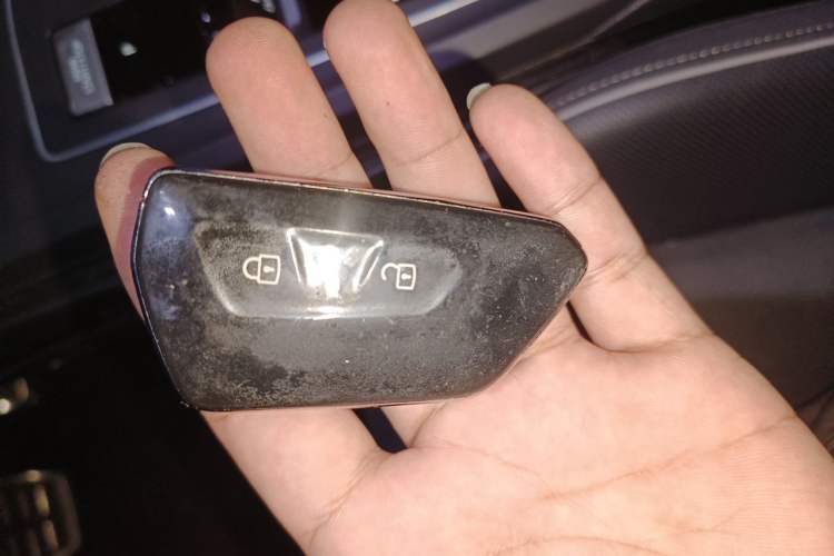 Used Volkswagen Golf 2021 280TSI DSG R-Line Vehicle Key