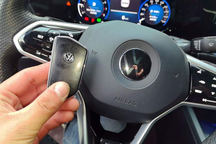 Used Volkswagen Golf 2021 280TSI DSG R-Line Vehicle Key