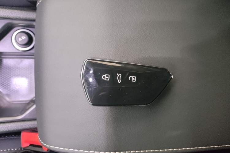 Used Volkswagen Golf 2021 280TSI DSG R-Line Vehicle Key
