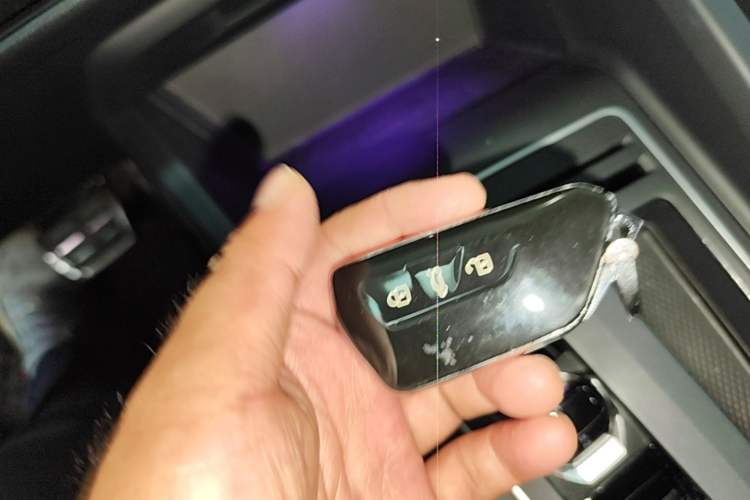 Used Volkswagen Golf 2021 280TSI DSG Pro First Edition Vehicle Key
