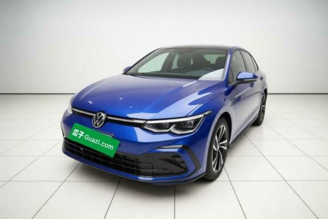 Ojetý Volkswagen Golf 2021 280TSI DSG R-Line