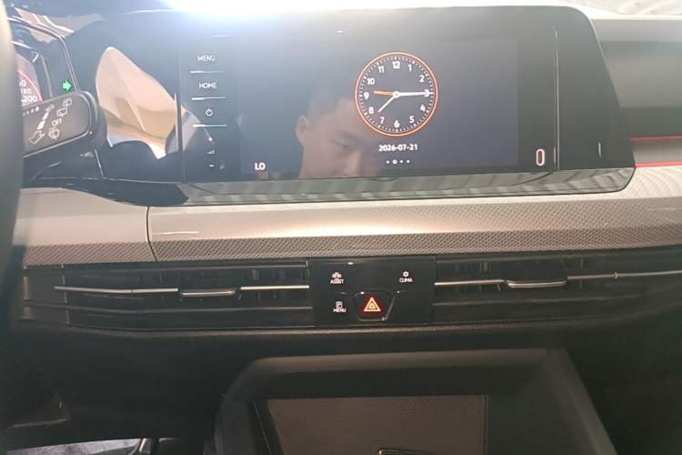 Used Volkswagen Golf 2021 200TSI DSG Pro Audio And AC Panel