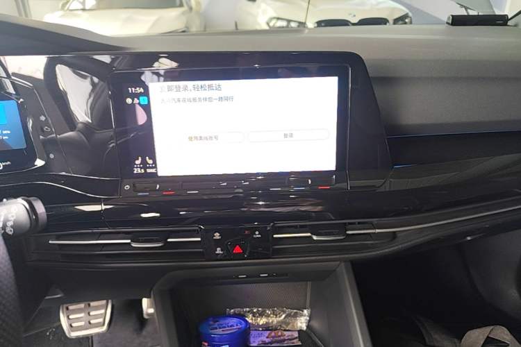 Used Volkswagen Golf 2021 280TSI DSG R-Line Audio And AC Panel