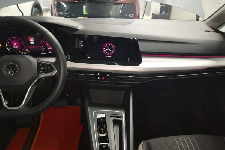 Used Volkswagen Golf 2021 280TSI DSG Pro Audio And AC Panel