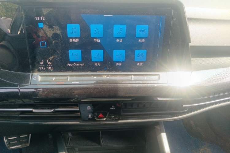 Used Volkswagen Golf 2021 280TSI DSG R-Line Audio And AC Panel