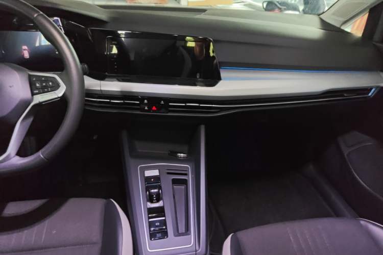 Used Volkswagen Golf 2021 280TSI DSG Pro Audio And AC Panel