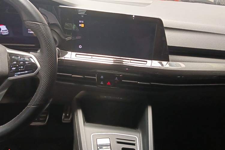Used Volkswagen Golf 2021 280TSI DSG R-Line Audio And AC Panel