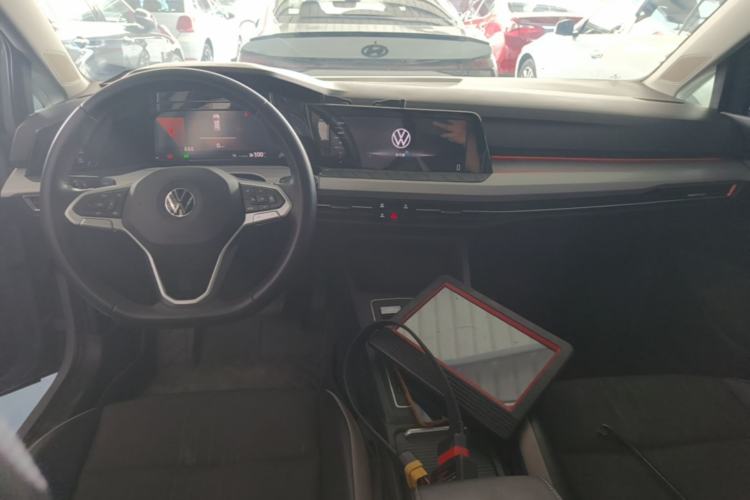 Used Volkswagen Golf 2021 280TSI DSG Pro Center Console