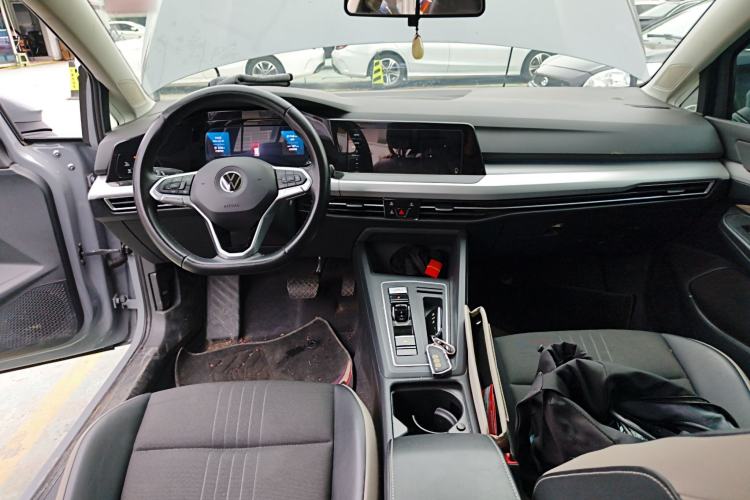 Used Volkswagen Golf 2021 280TSI DSG R-Line Center Console