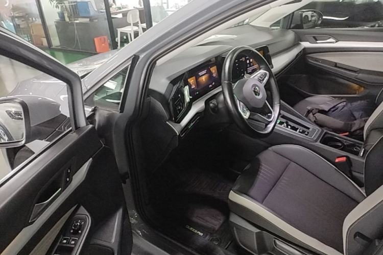 Used Volkswagen Golf 2021 280TSI DSG Pro Driver Seat