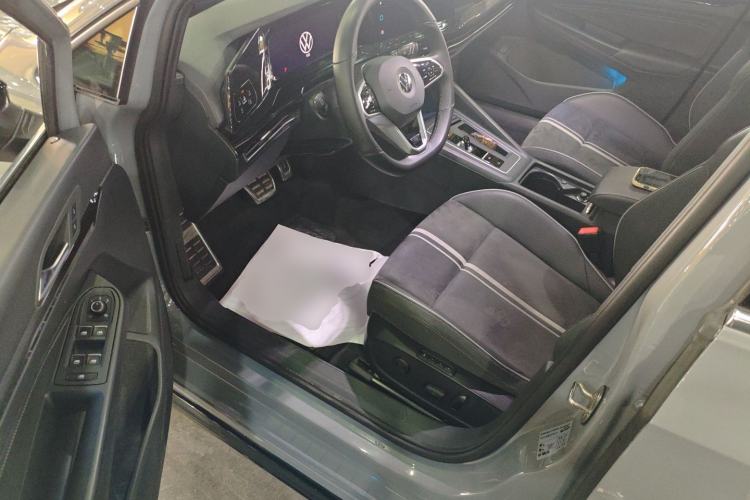 Used Volkswagen Golf 2021 280TSI DSG R-Line Driver Seat