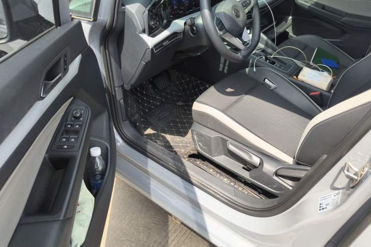 Used Volkswagen Golf 2021 280TSI DSG Pro Driver Seat