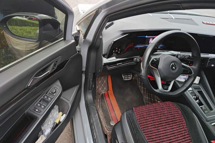 Used Volkswagen Golf 2021 280TSI DSG R-Line Driver Seat