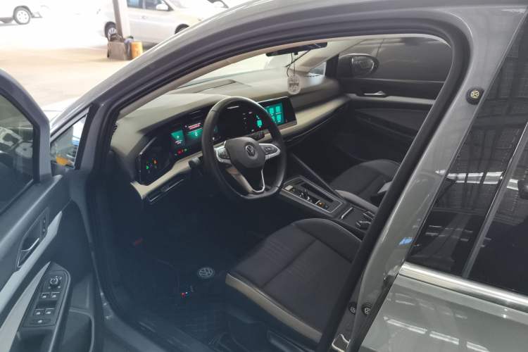 Used Volkswagen Golf 2021 280TSI DSG Pro Driver Seat