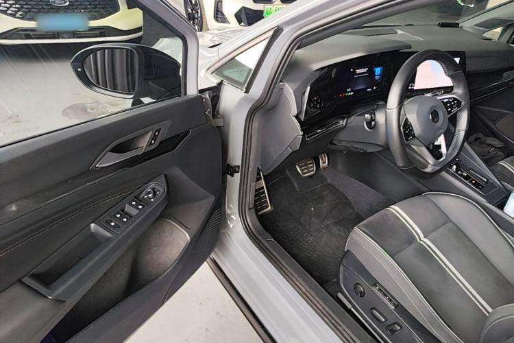 Used Volkswagen Golf 2021 280TSI DSG R-Line Driver Seat