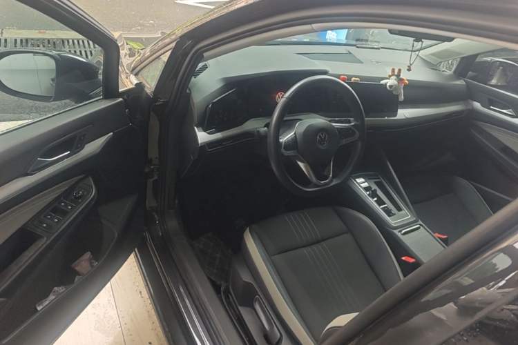 Used Volkswagen Golf 2021 280TSI DSG Pro Driver Seat