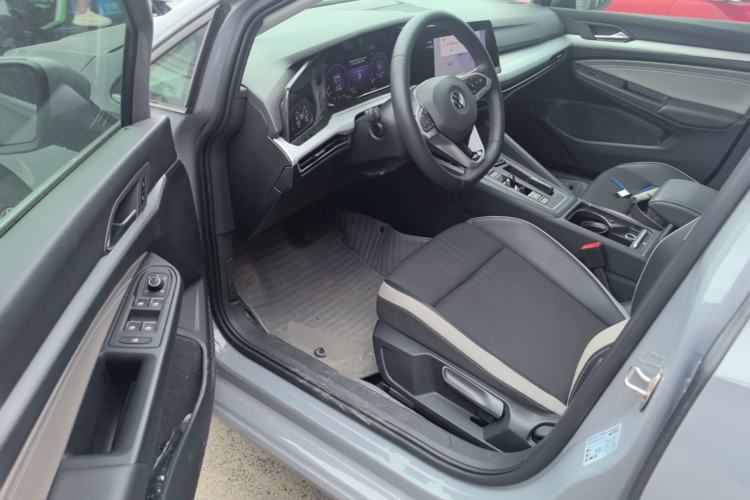Used Volkswagen Golf 2021 280TSI DSG Pro Driver Seat