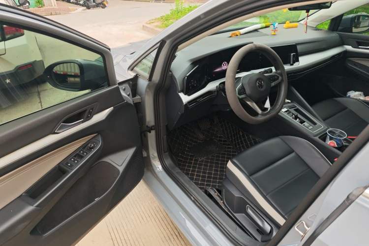 Used Volkswagen Golf 2021 280TSI DSG Pro Driver Seat