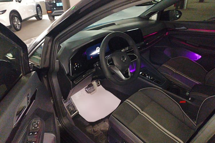 Used Volkswagen Golf 2021 280TSI DSG R-Line Driver Seat