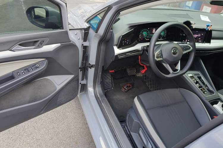 Used Volkswagen Golf 2021 280TSI DSG Pro Driver Seat