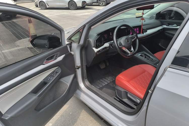 Used Volkswagen Golf 2021 280TSI DSG Pro Driver Seat