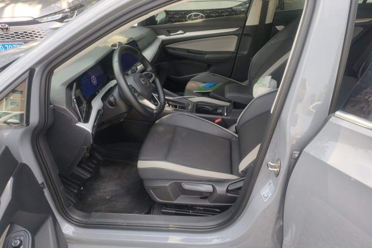 Used Volkswagen Golf 2021 280TSI DSG Pro Driver Seat