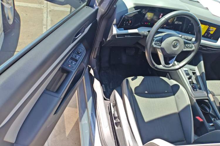 Used Volkswagen Golf 2021 280TSI DSG Pro First Edition Driver Seat