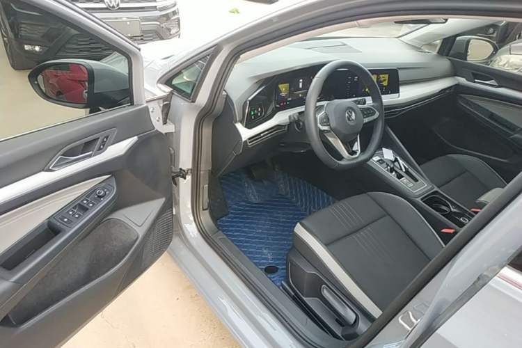 Used Volkswagen Golf 2021 280TSI DSG Pro Driver Seat