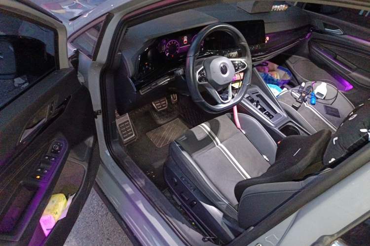 Used Volkswagen Golf 2021 280TSI DSG R-Line Driver Seat