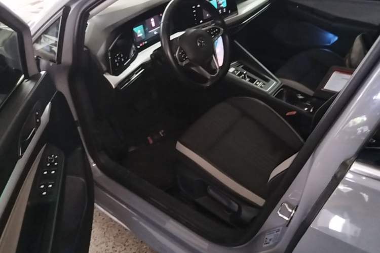 Used Volkswagen Golf 2021 280TSI DSG Pro Driver Seat